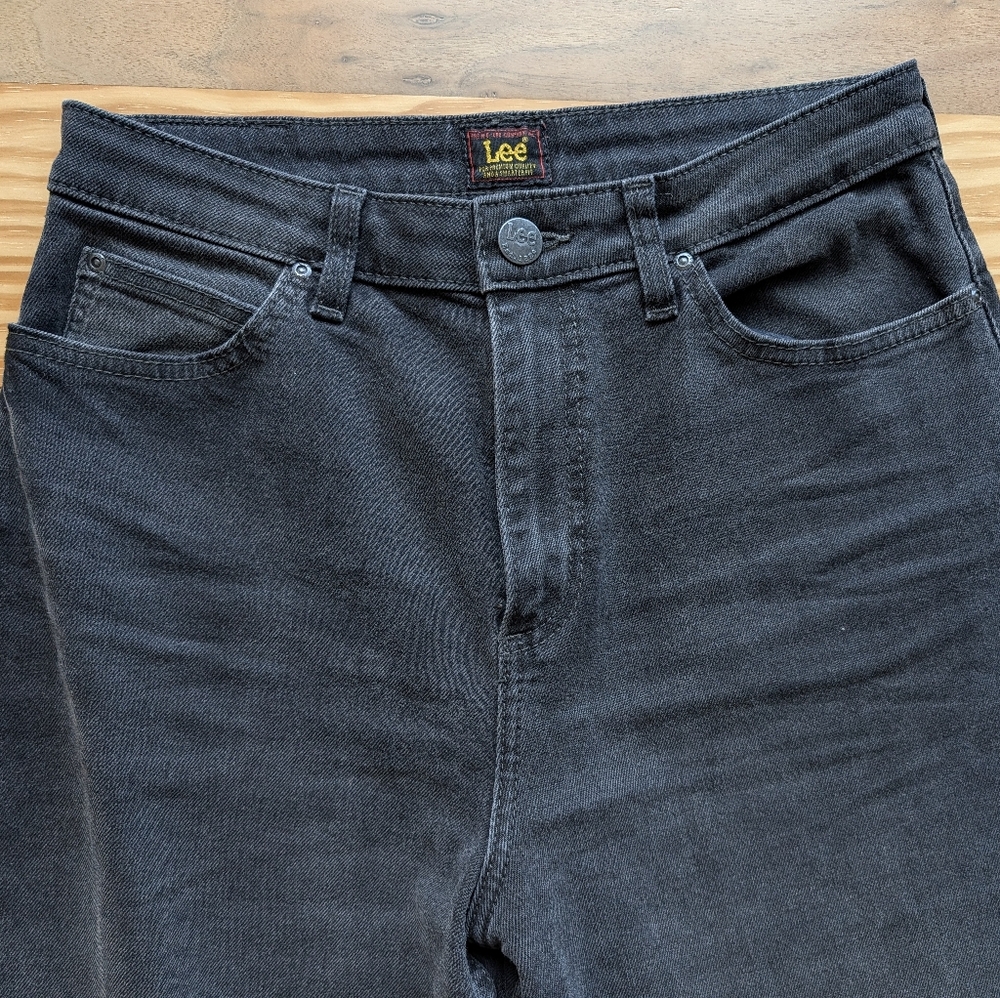 Lee Women's A Line Flare Cotton Jeans in Black